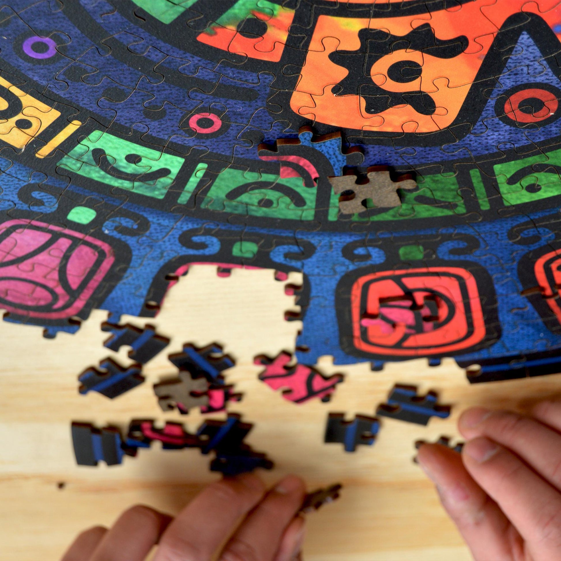 Round Wooden Puzzle Aztec Calendar "WHEEL" | 31 inches 1000 pcs | Adult Jigsaw Puzzles