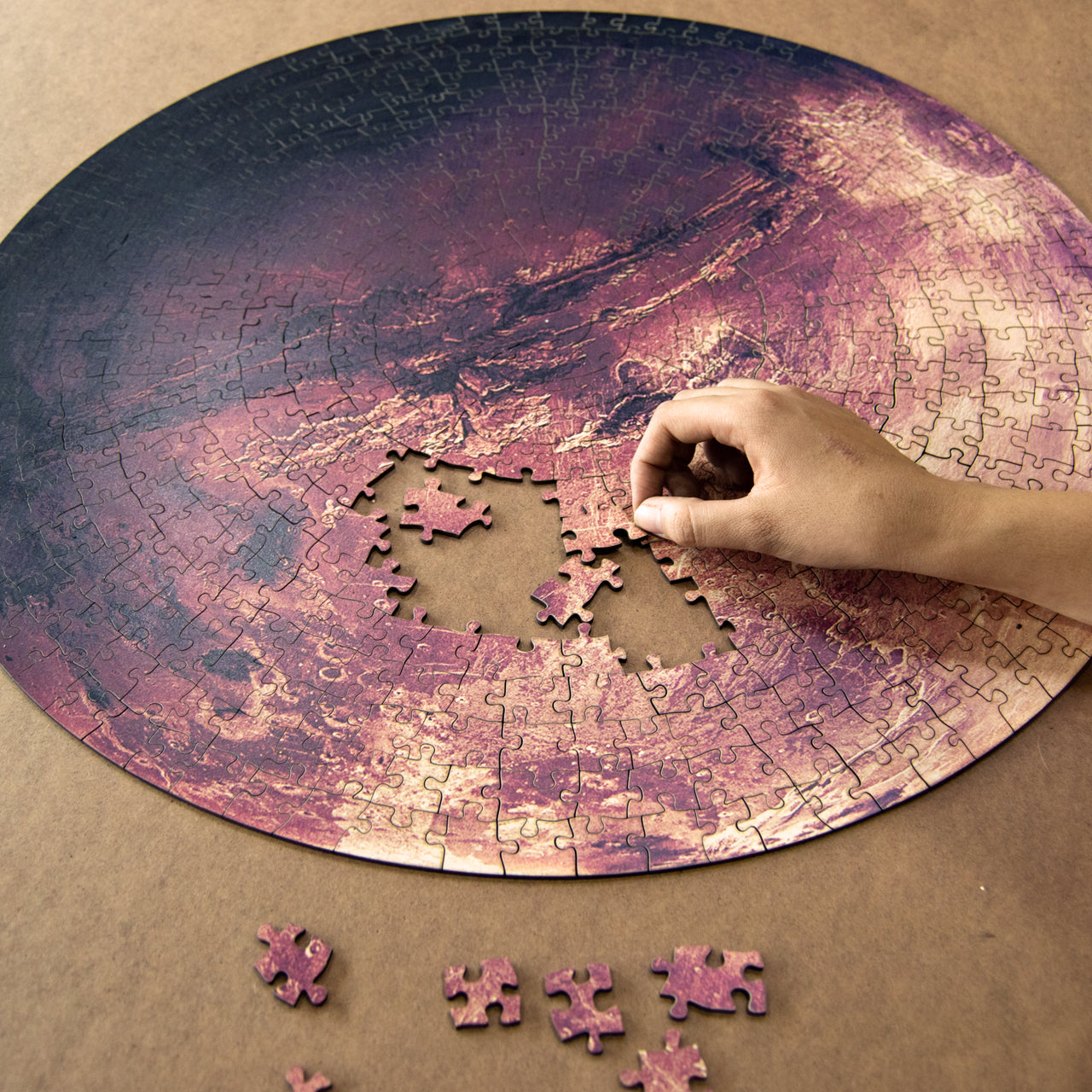 Round Wooden Puzzle "MARS" | 31 inches 1000 pcs | Adult Jigsaw Puzzles